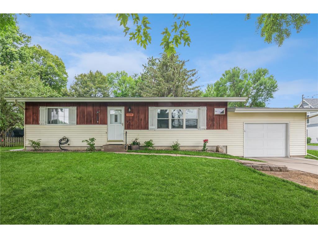 13234 Andrews Avenue Lindstrom MN 55045 6572251 image1