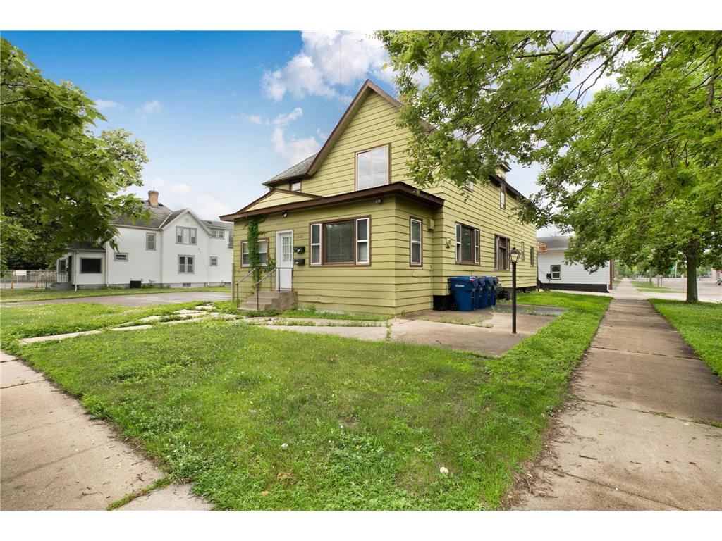 1324 1st Street N Saint Cloud MN 56303 7102225 image1