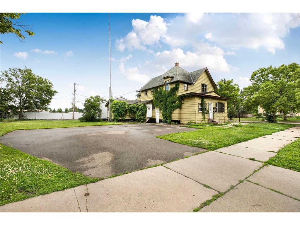 1324 1st Street N Saint Cloud MN 56303 7102225 image2