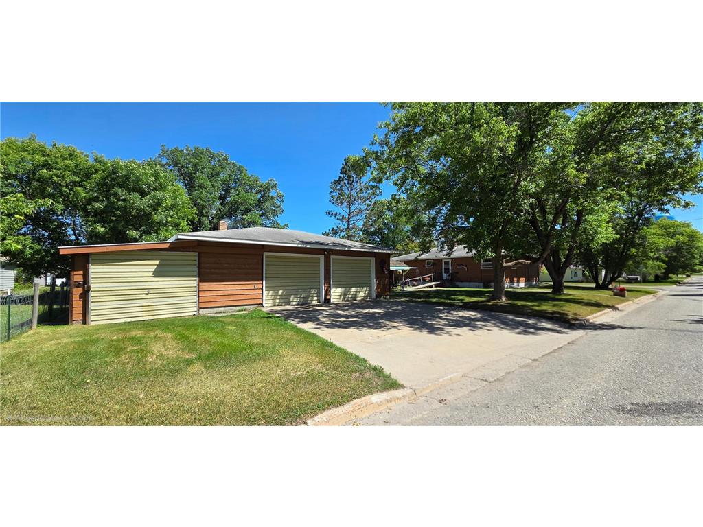 1324 8th Avenue International Falls MN 56649 7102049 image19