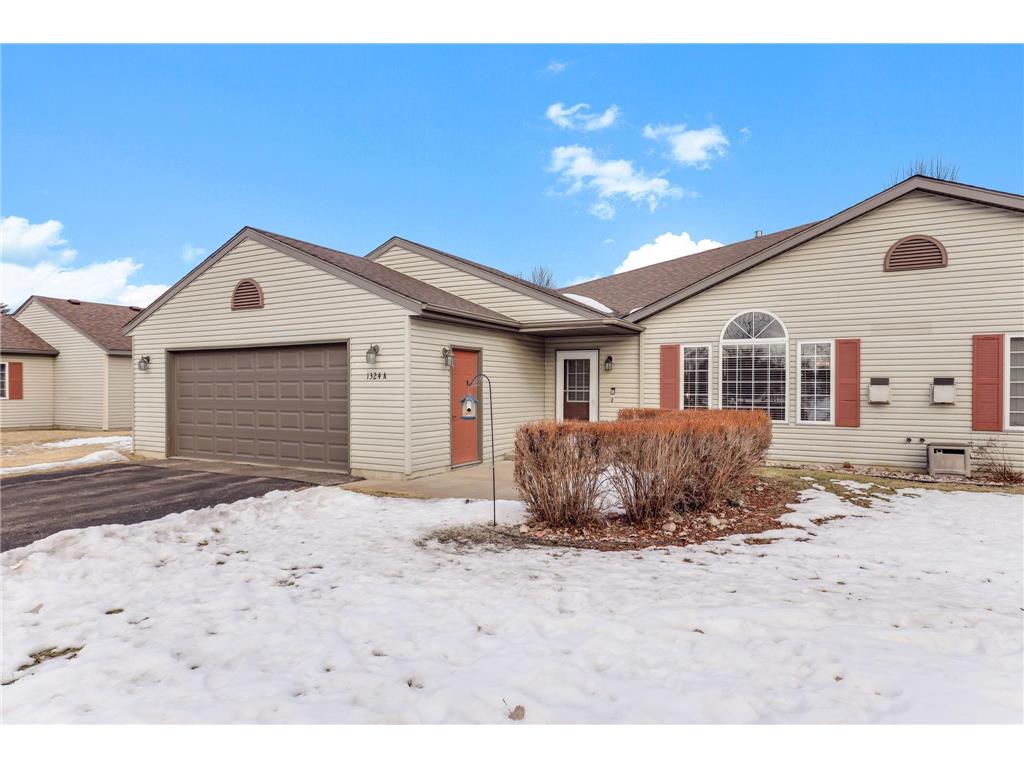 1324 Carriage Drive #A Hudson WI 54016 7017728 image1