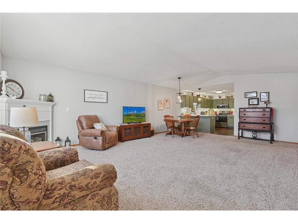 1324 Carriage Drive #B Hudson WI 54016 6823239 image4