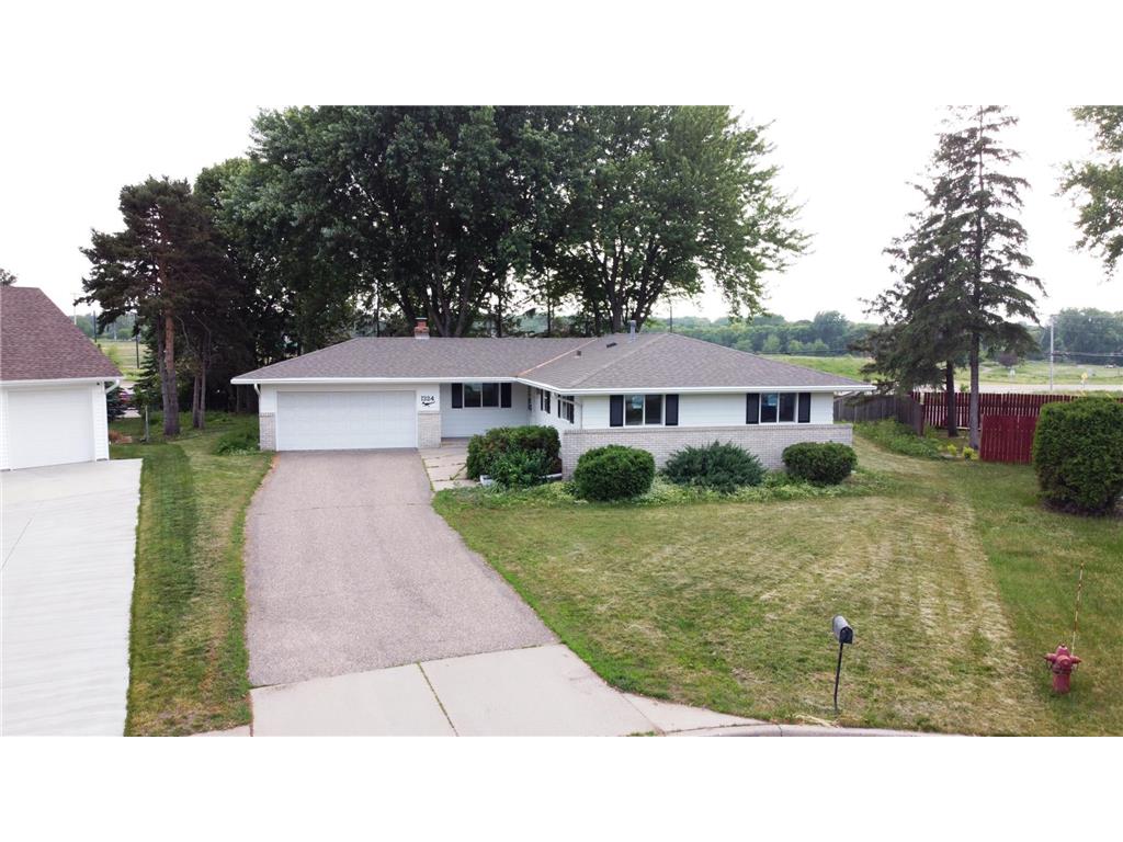 1324 Cedarwood Court Woodbury MN 55125 6384132 image1