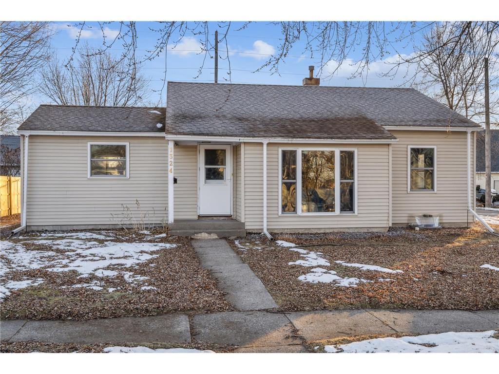 1324 Chandler Avenue N Glencoe MN 55336 6644170 image1