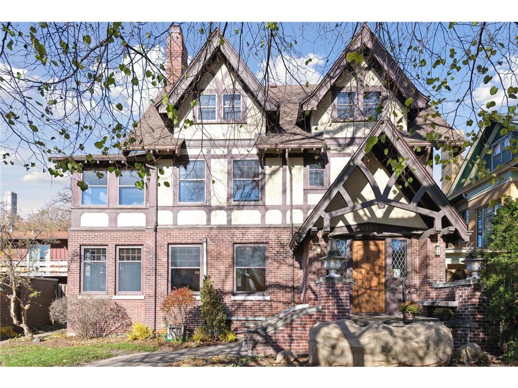 1324 Douglas Avenue, Minneapolis, MN, 55403 MLS 6467257 Edina Realty