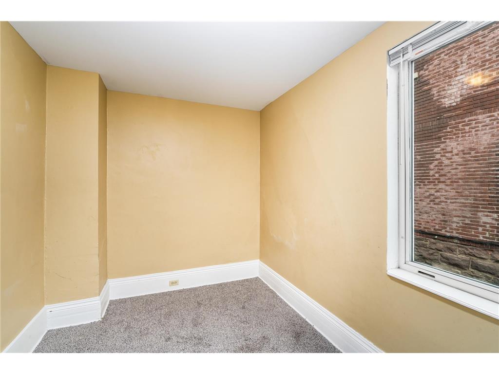 1324 E 2nd Street Duluth MN 55805 6807368 image13