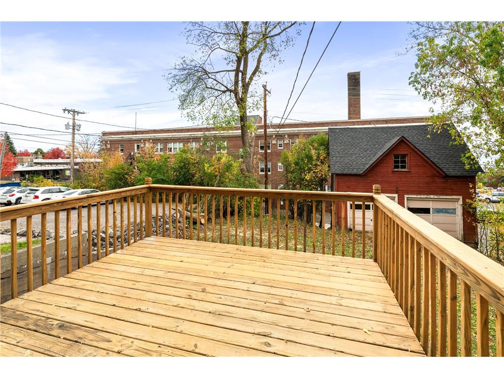 1324 E 2nd Street Duluth MN 55805 6807368 image16