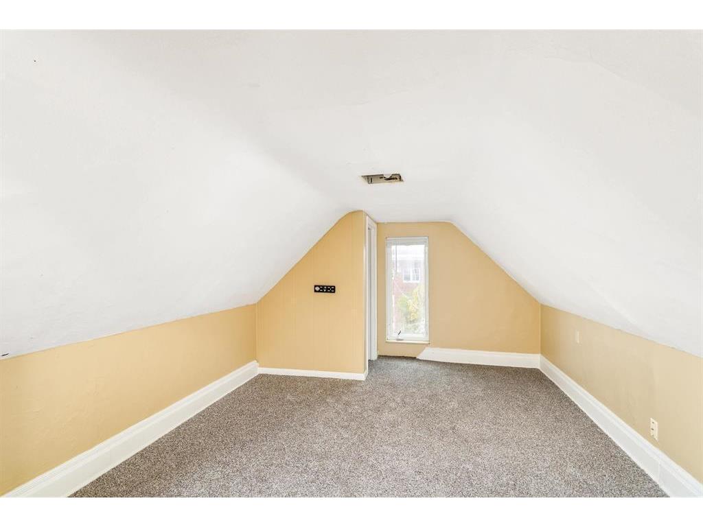 1324 E 2nd Street Duluth MN 55805 6807368 image22