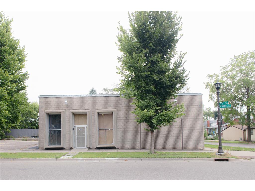 1324 Payne Avenue Saint Paul MN 55130 6783777 image1