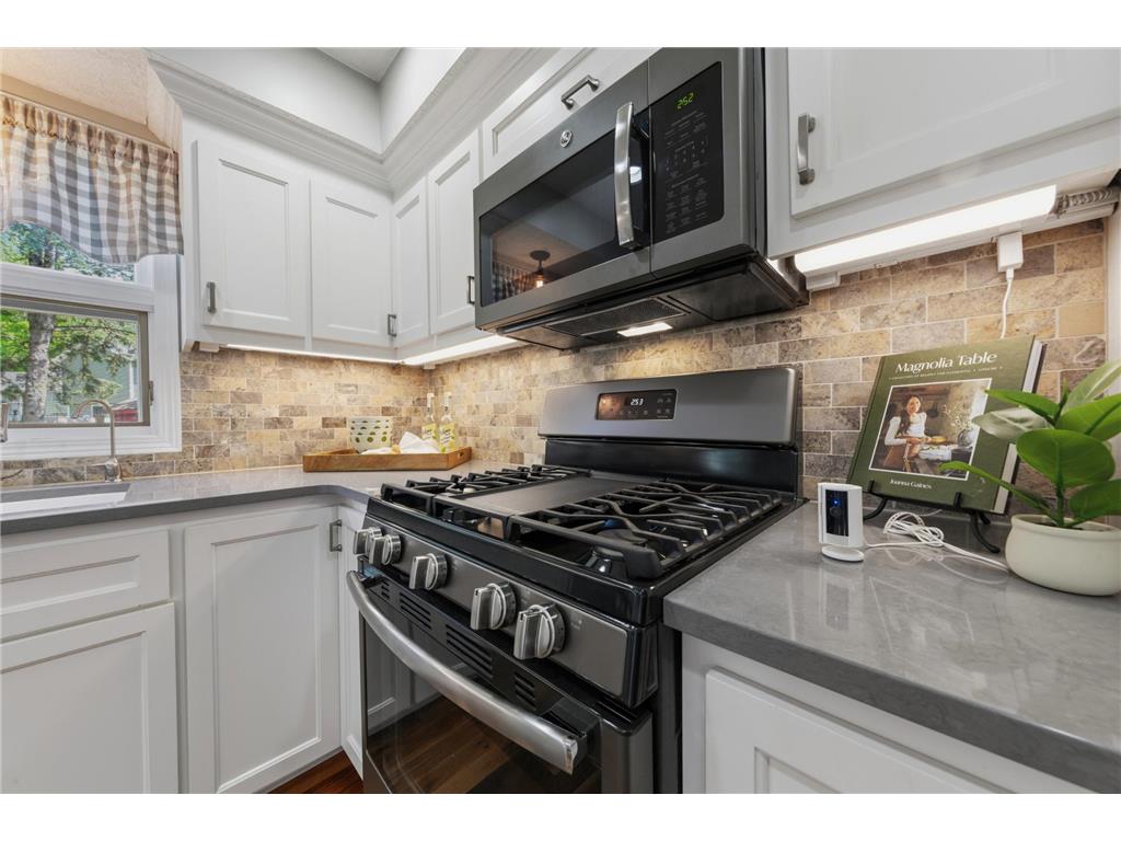 13241 Fremont Avenue S Burnsville MN 55337 7094449 image16