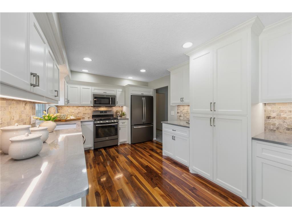 13241 Fremont Avenue S Burnsville MN 55337 7094449 image17