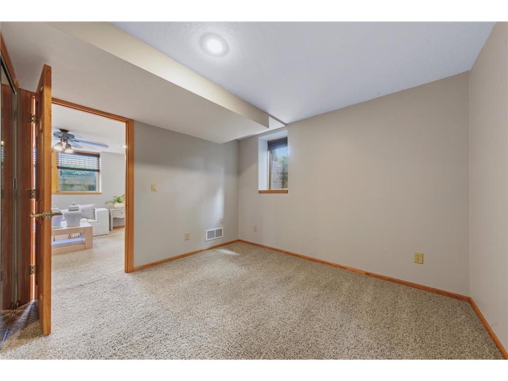 13241 Fremont Avenue S Burnsville MN 55337 7094449 image33