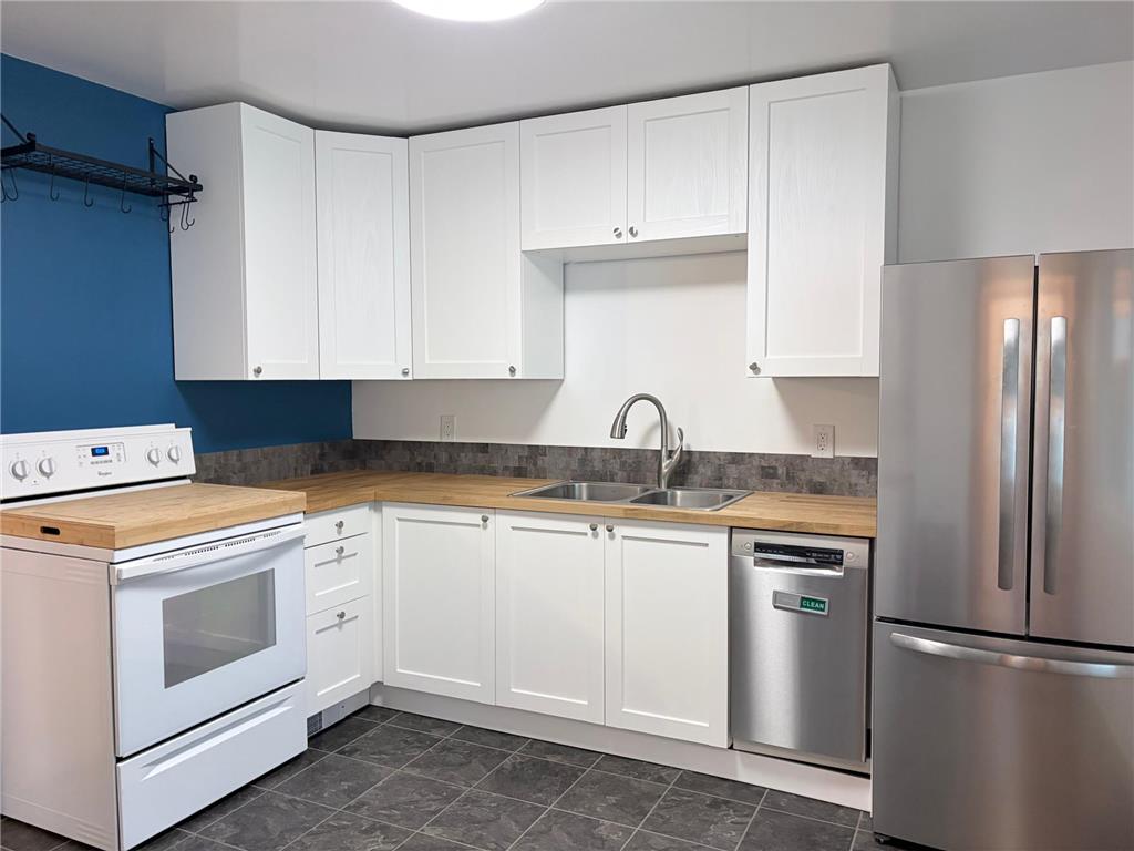 1325 8th Avenue N Moorhead MN 56560 7097565 image11