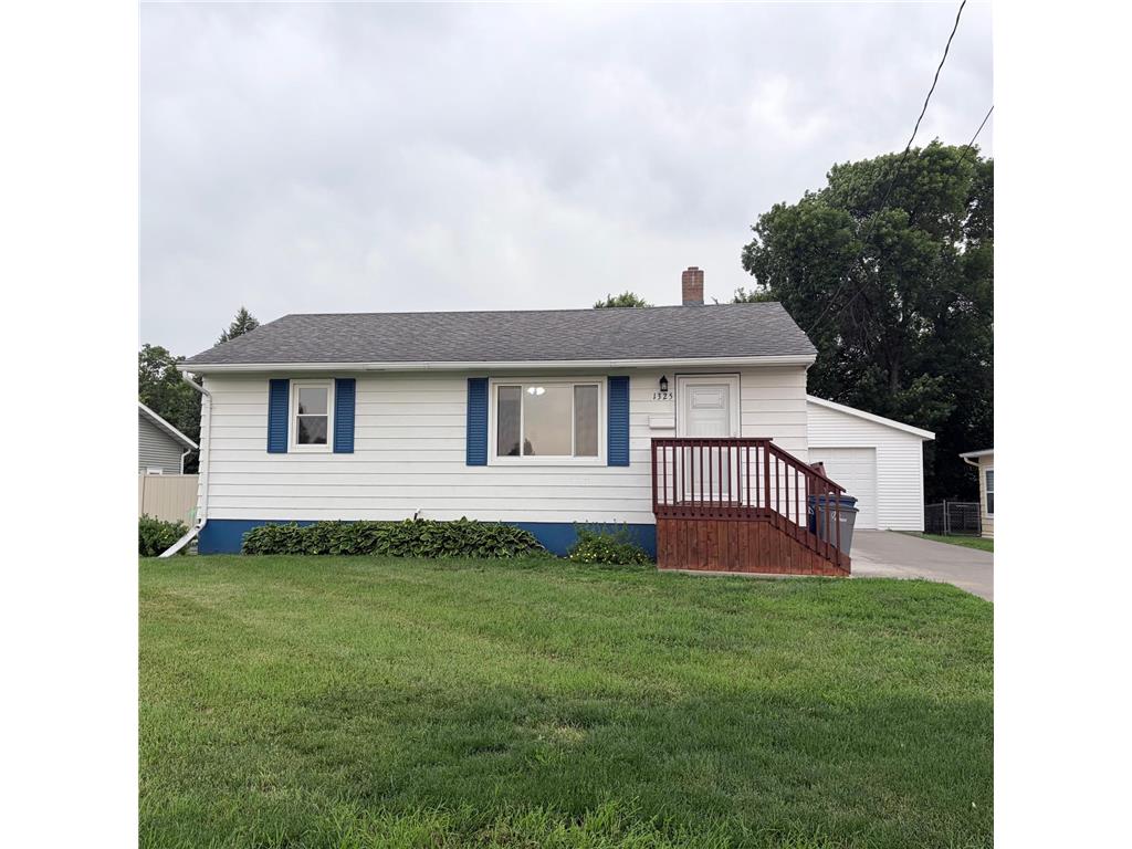 1325 8th Avenue N Moorhead MN 56560 7097565 image2