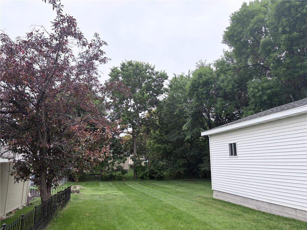 1325 8th Avenue N Moorhead MN 56560 7097565 image37