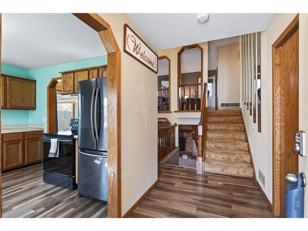 1325 Roosevelt Street Anoka MN 55303 7020149 image5