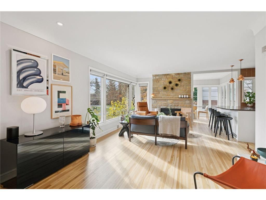 1325 Spring Valley Road Golden Valley MN 55422 - Sweeney Lake 6824641 image11