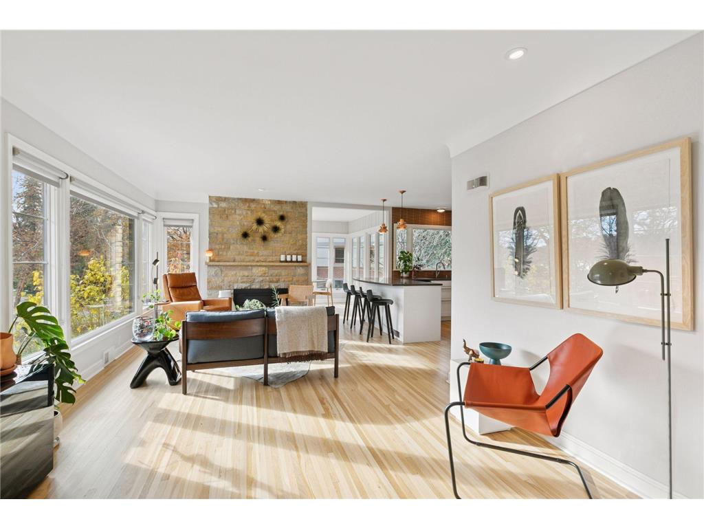 1325 Spring Valley Road Golden Valley MN 55422 - Sweeney Lake 6824641 image12