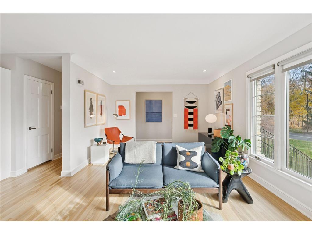 1325 Spring Valley Road Golden Valley MN 55422 - Sweeney Lake 6824641 image15