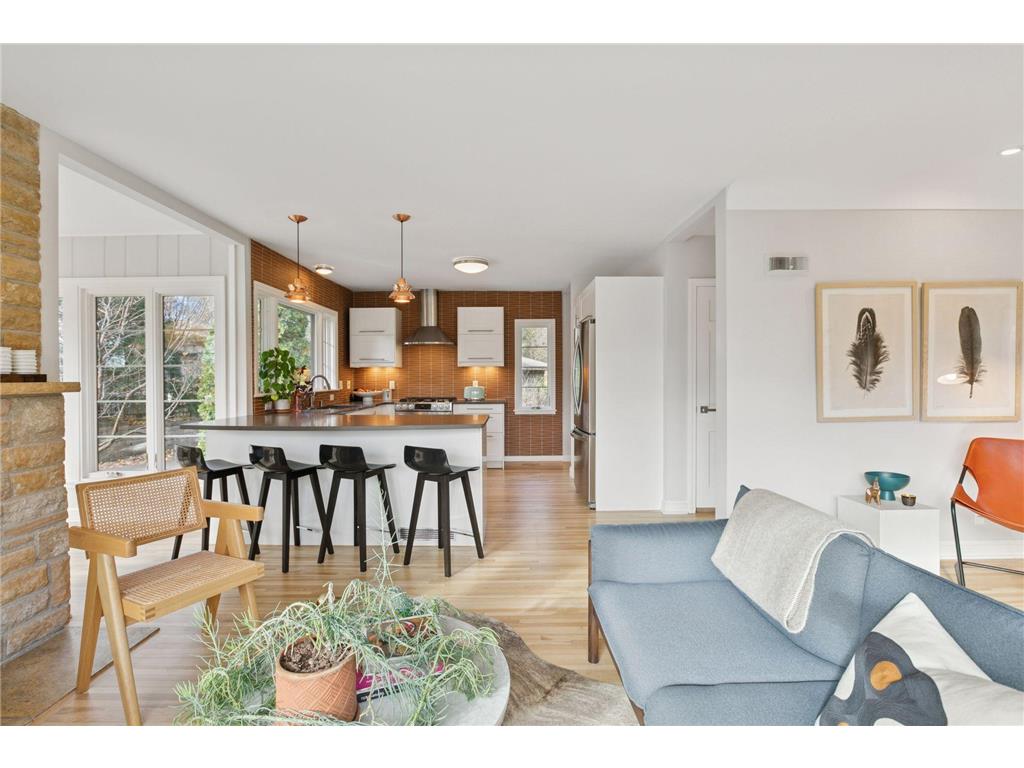 1325 Spring Valley Road Golden Valley MN 55422 - Sweeney Lake 6824641 image16