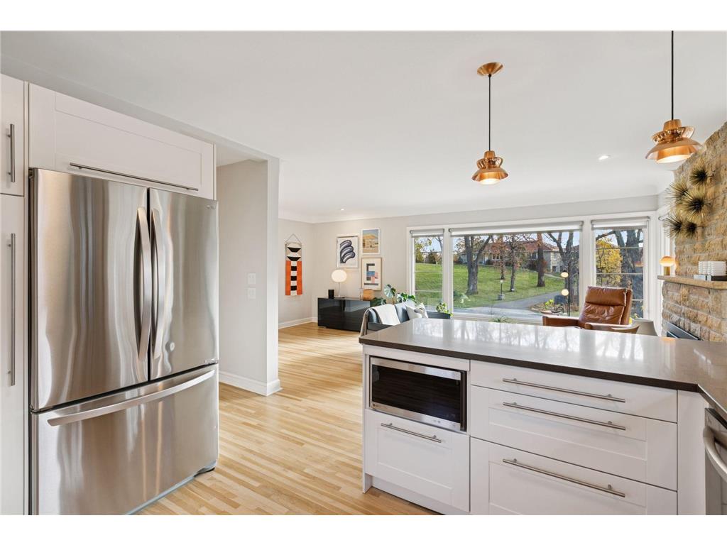 1325 Spring Valley Road Golden Valley MN 55422 - Sweeney Lake 6824641 image20