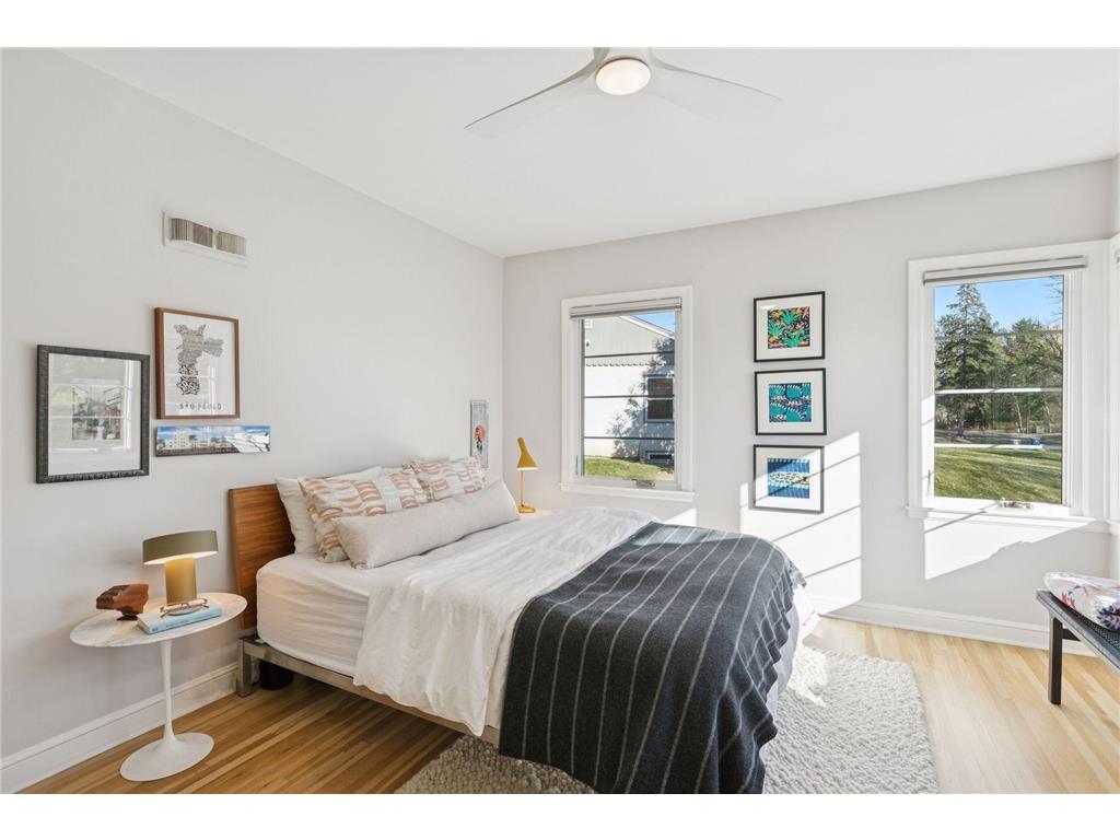 1325 Spring Valley Road Golden Valley MN 55422 - Sweeney Lake 6824641 image26