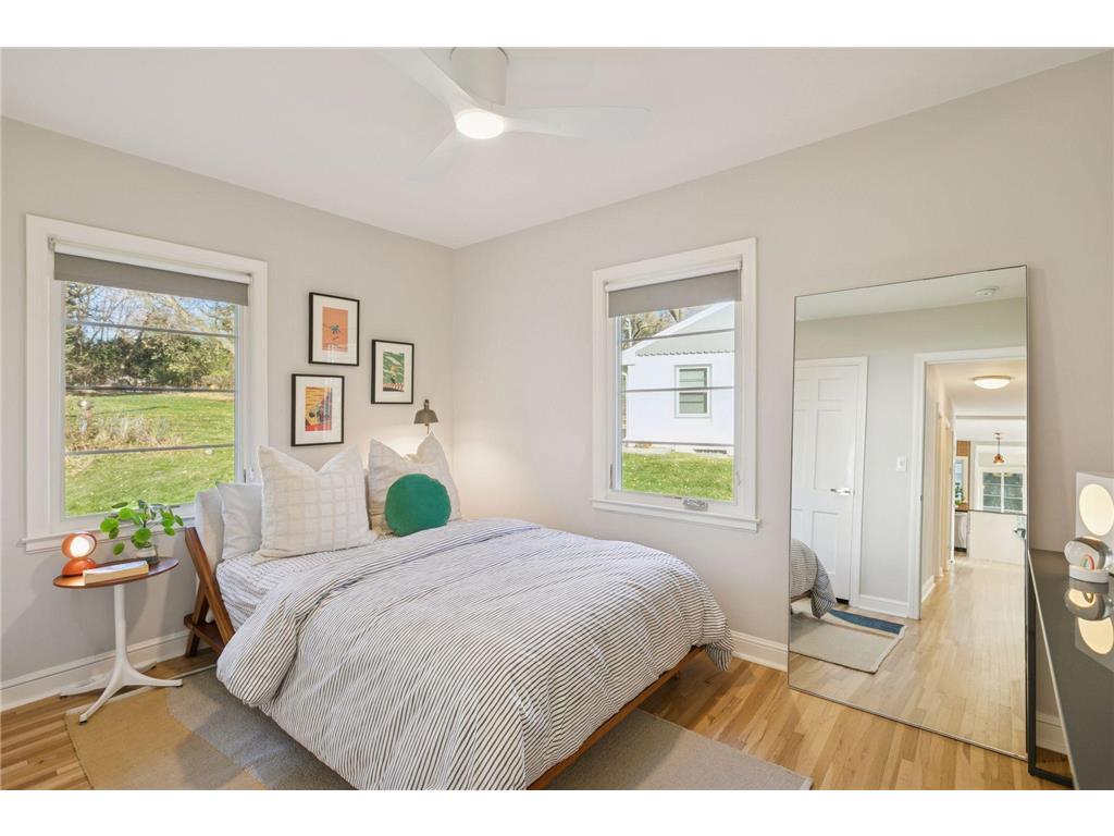 1325 Spring Valley Road Golden Valley MN 55422 - Sweeney Lake 6824641 image29