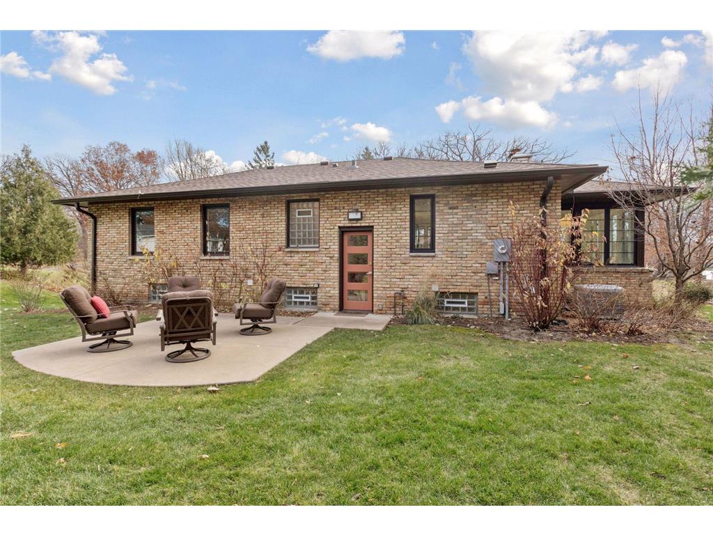 1325 Spring Valley Road Golden Valley MN 55422 - Sweeney Lake 6824641 image34