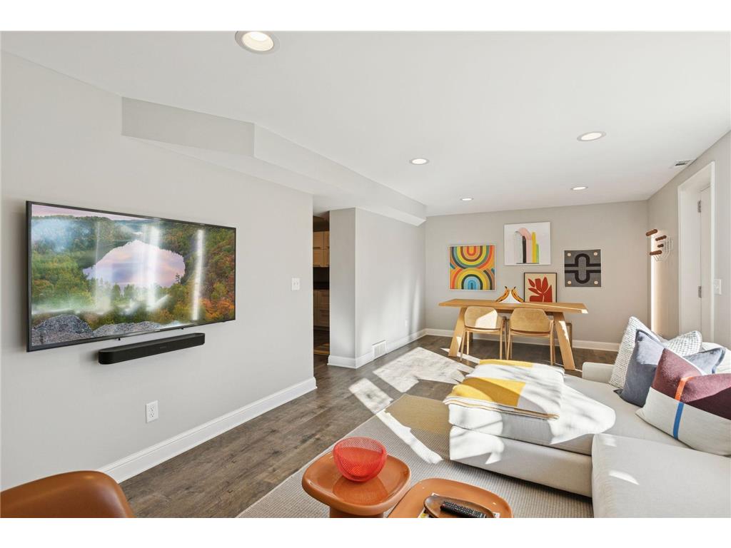 1325 Spring Valley Road Golden Valley MN 55422 - Sweeney Lake 6824641 image39