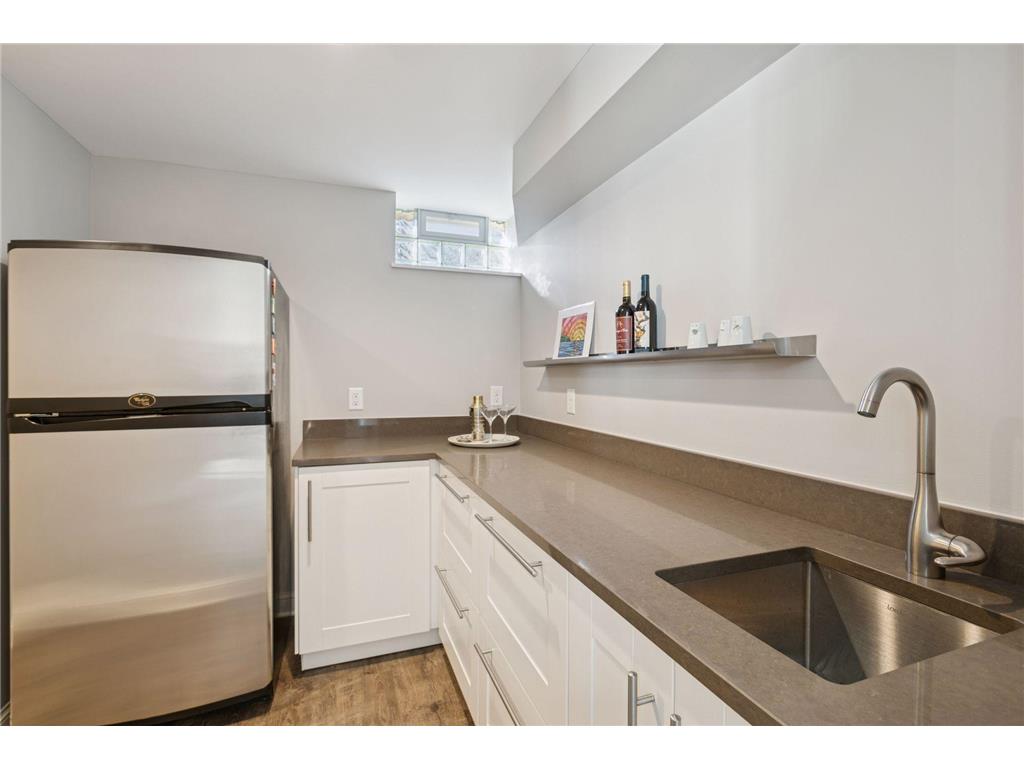 1325 Spring Valley Road Golden Valley MN 55422 - Sweeney Lake 6824641 image44