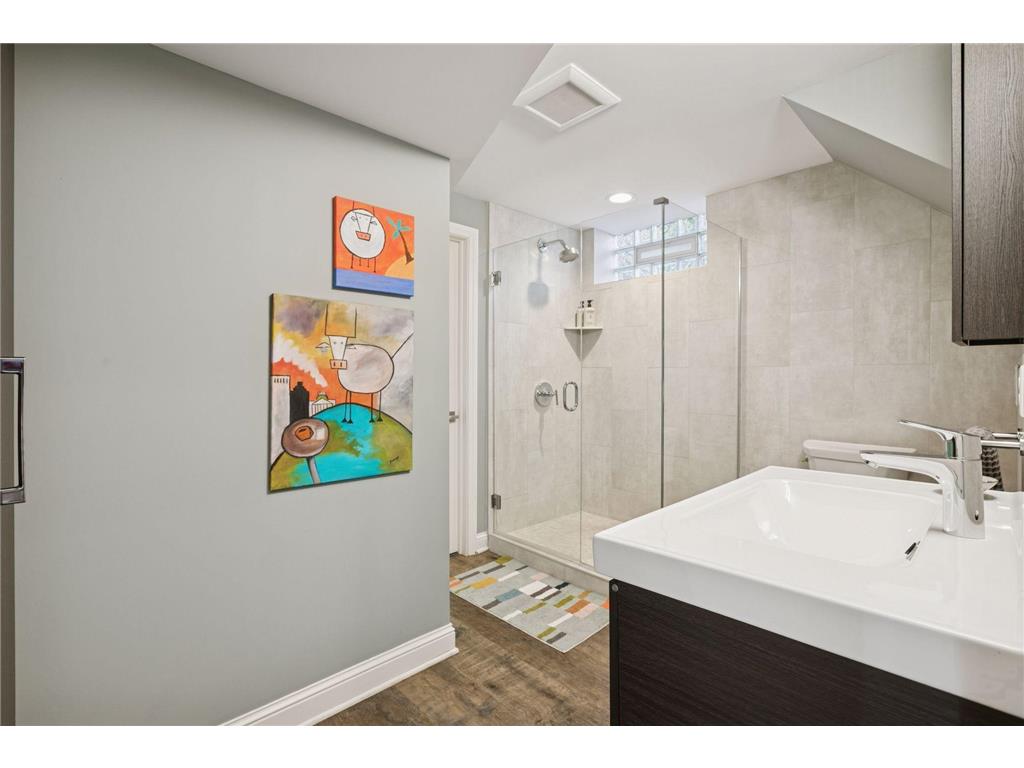 1325 Spring Valley Road Golden Valley MN 55422 - Sweeney Lake 6824641 image46