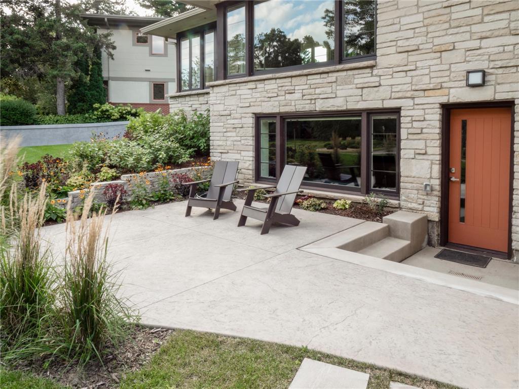 1325 Spring Valley Road Golden Valley MN 55422 - Sweeney Lake 6824641 image5