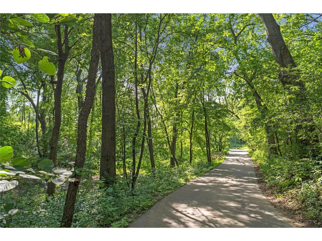 1325 Spring Valley Road Golden Valley MN 55422 - Sweeney Lake 6824641 image52