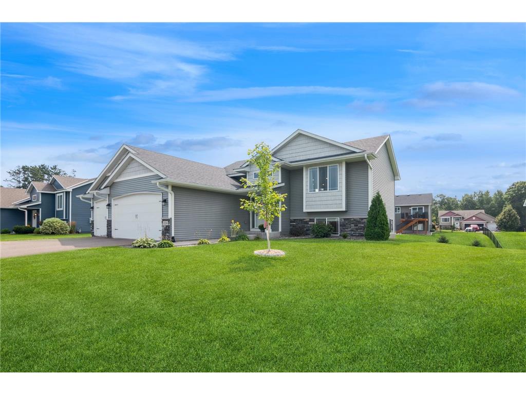 13250 12th Avenue S Zimmerman MN 55398 6617777 image1