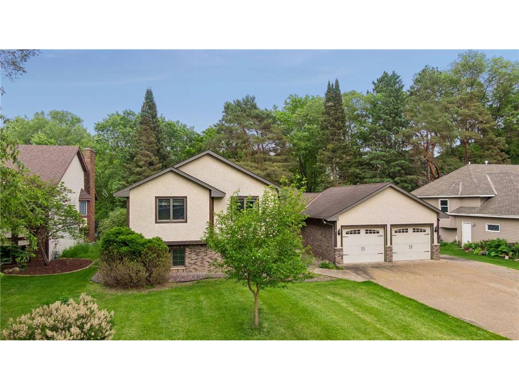 1326 Griffin Avenue Mahtomedi MN 55115 7064772 image1