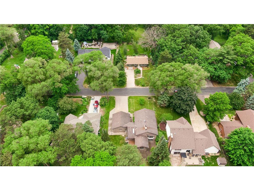 1326 Griffin Avenue Mahtomedi MN 55115 7064772 image11