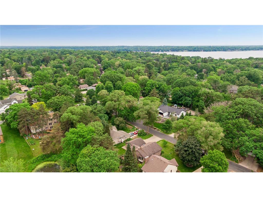 1326 Griffin Avenue Mahtomedi MN 55115 7064772 image12