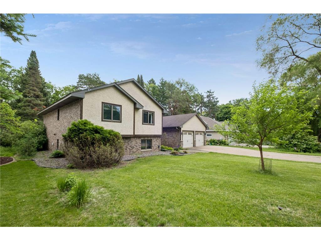 1326 Griffin Avenue Mahtomedi MN 55115 7064772 image13