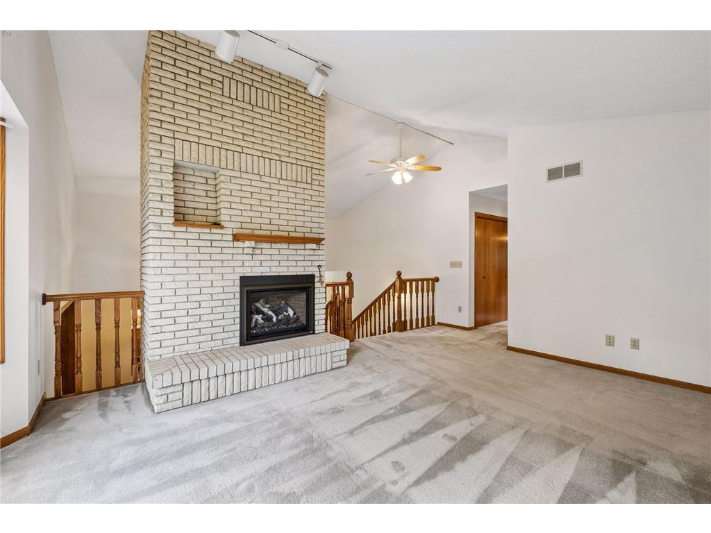 1326 Griffin Avenue Mahtomedi MN 55115 7064772 image28