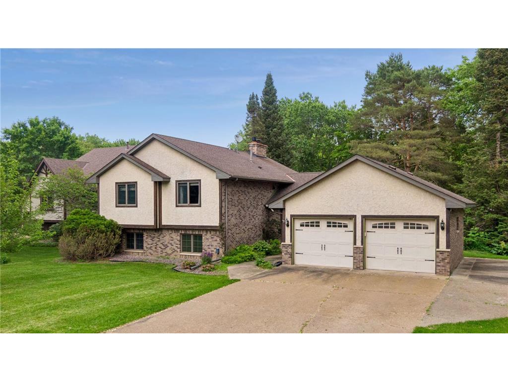 1326 Griffin Avenue Mahtomedi MN 55115 7064772 image3
