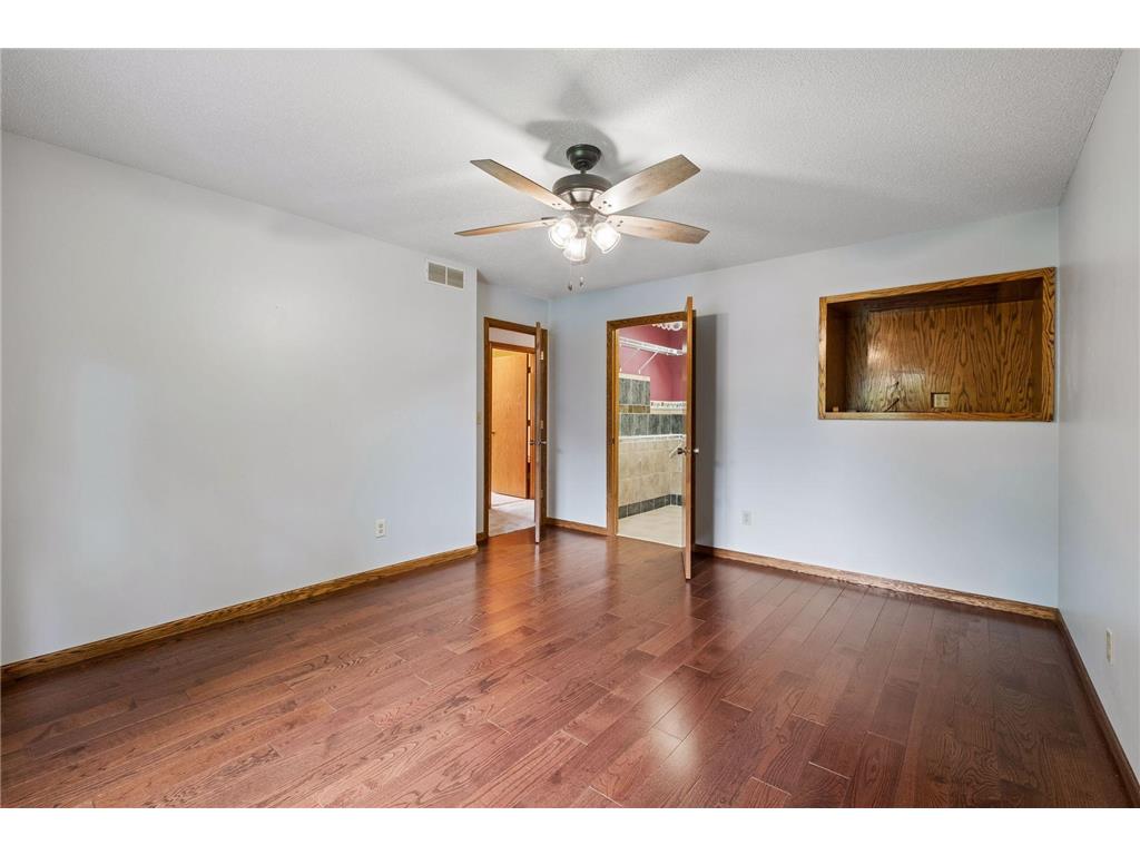 1326 Griffin Avenue Mahtomedi MN 55115 7064772 image33