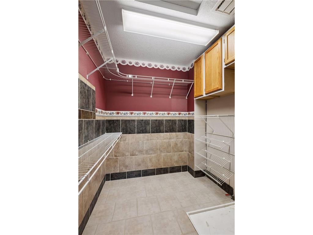 1326 Griffin Avenue Mahtomedi MN 55115 7064772 image35