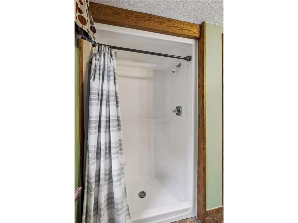 1326 Griffin Avenue Mahtomedi MN 55115 7064772 image50