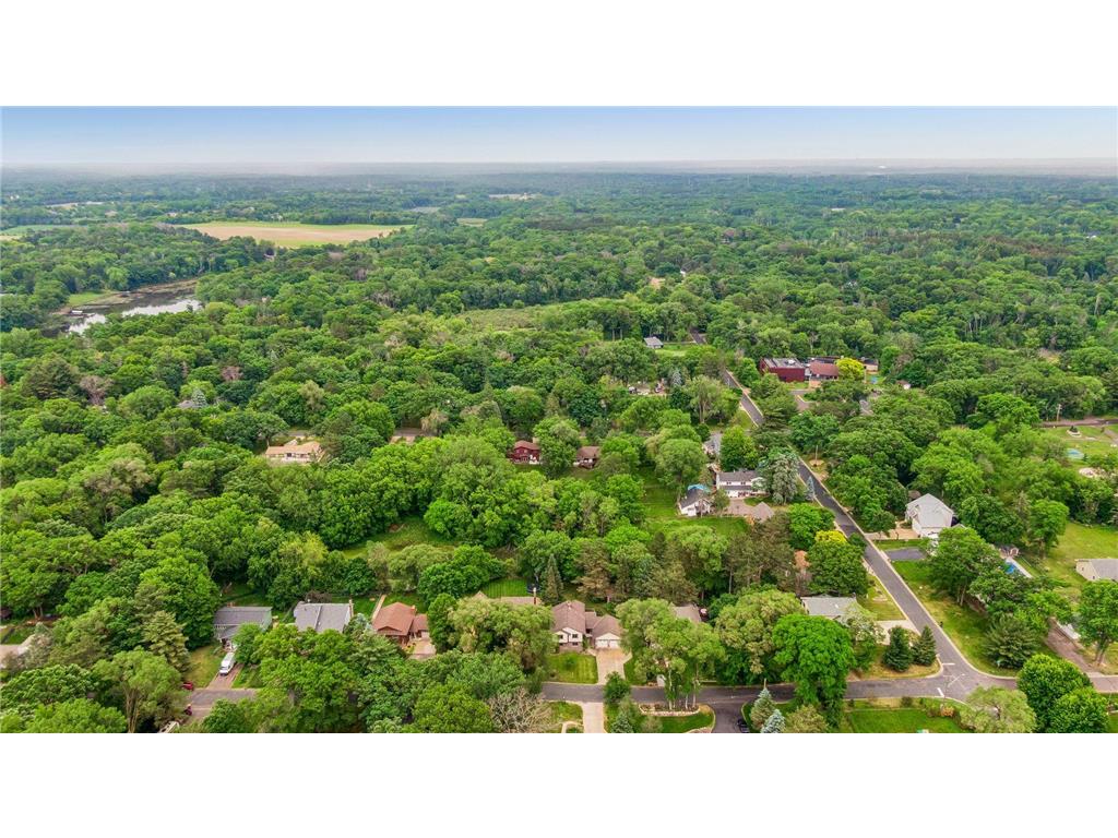 1326 Griffin Avenue Mahtomedi MN 55115 7064772 image8