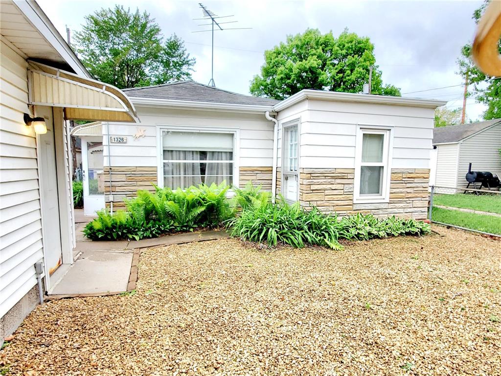 1326 Minnehaha Avenue W Saint Paul MN 55104 6725278 image1