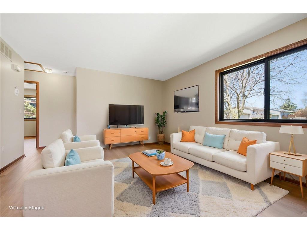 13269 90th Avenue N Maple Grove MN 55369 7060724 image1