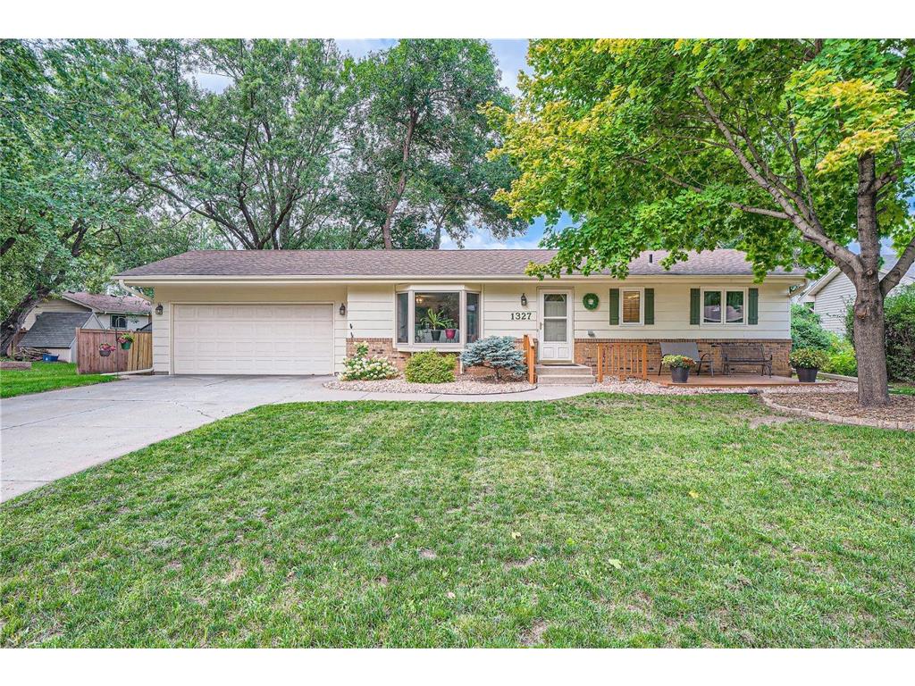 1327 75th Avenue NE Fridley MN 55432 6420482 image1