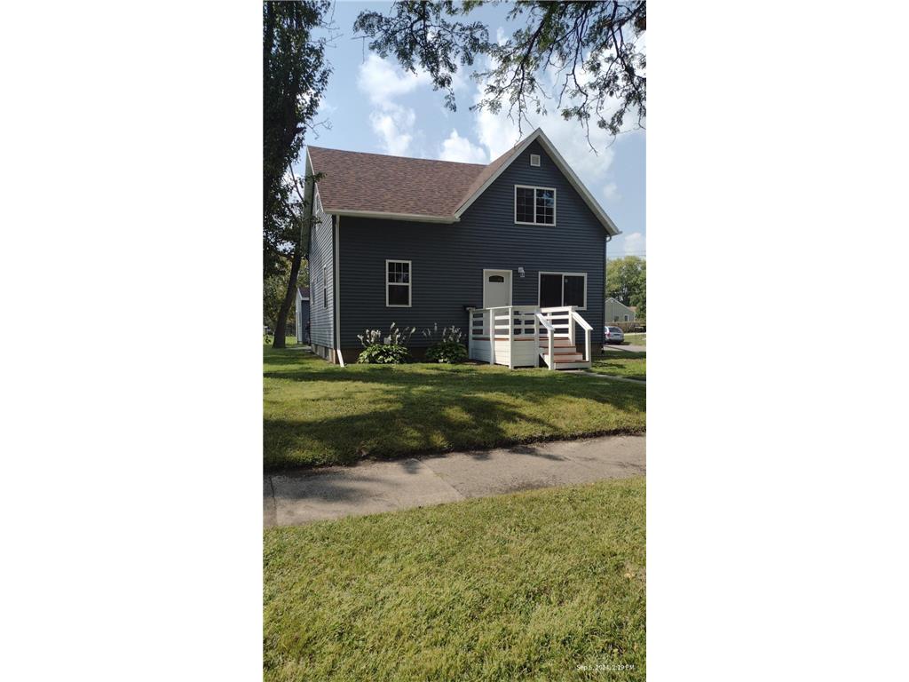 1327 N Park Street Fairmont MN 56031 6597867 image1