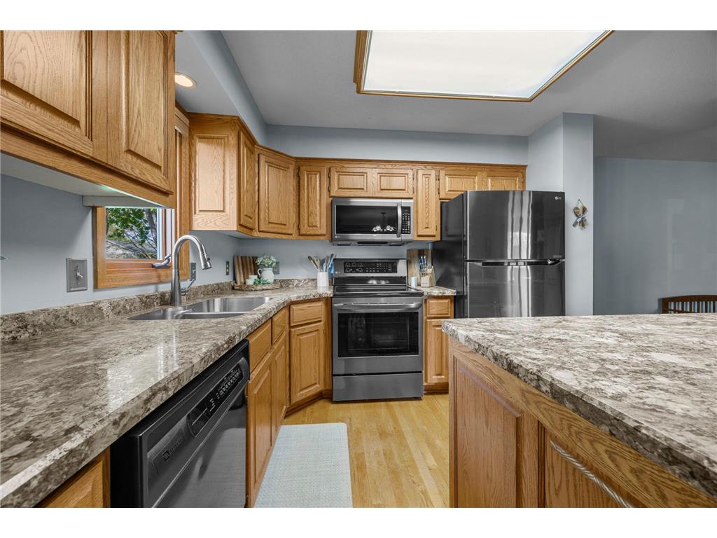 13274 Inglewood Avenue Savage MN 55378 7068033 image6