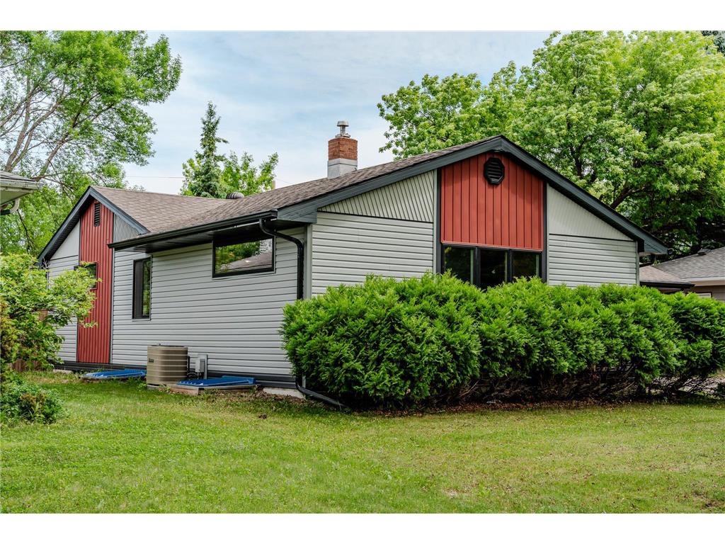 1328 18th Avenue S Moorhead MN 56560 7090322 image10